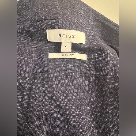 Like new Reiss long sleeves button down shirt slim fit size xl - Picture 3 of 3